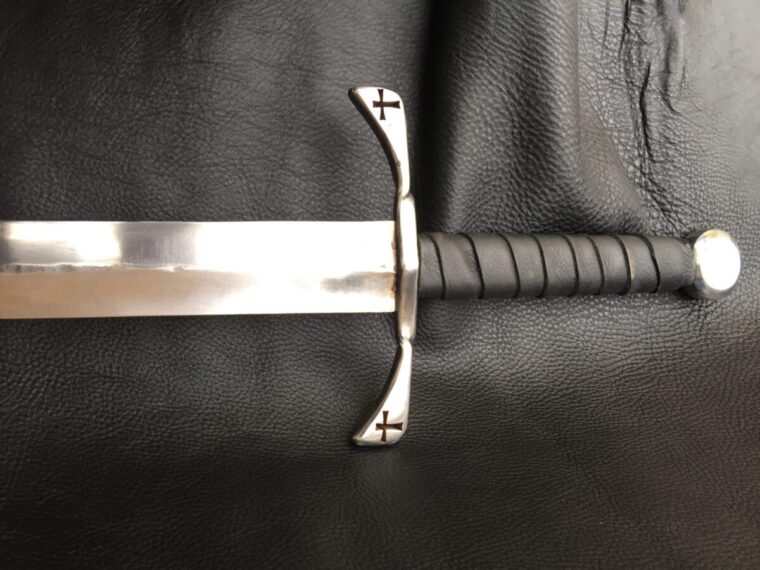 +5 Avenger Broadsword - Image 7